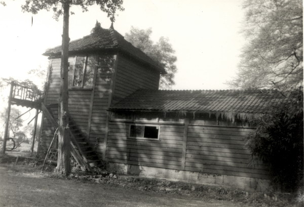 The boat house at Riverbank